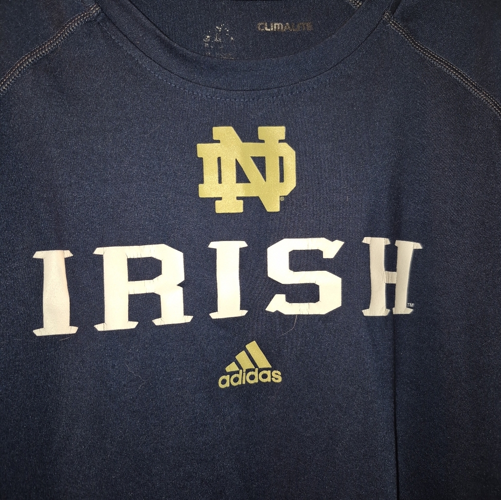 Norte Dame Irish Mens Adidas Blue and Gold Tee Shirt Mens Size Xl